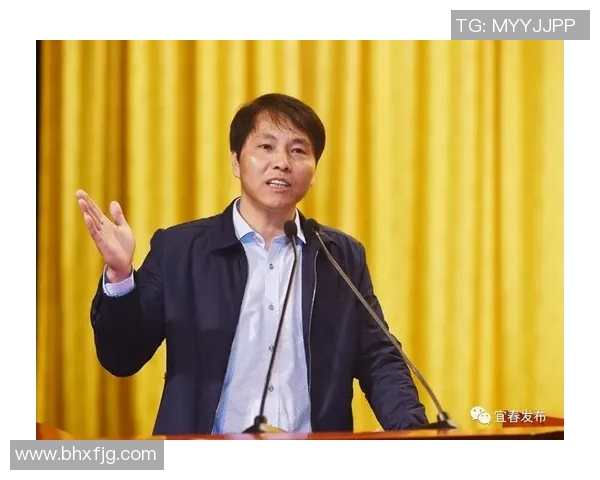 李芳专访：从初学者到攀岩高手的心路历程与成长故事