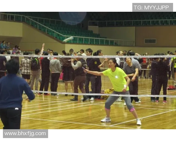 武汉羽毛球队灵活性探讨:如何在竞技中提升战术应变能力与团队协作 武汉羽毛球队灵活性探讨:如何在竞技中提升战术应变能力与团队协作