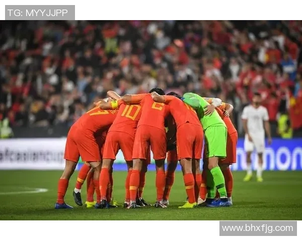 深入分析上海足球队反击战术的特点与实施策略 深入分析上海足球队反击战术的特点与实施策略