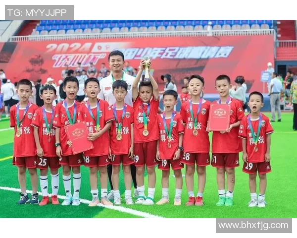 重庆足球队领跑最新灵活性排名前十球队分析与展望 重庆足球队领跑最新灵活性排名前十球队分析与展望