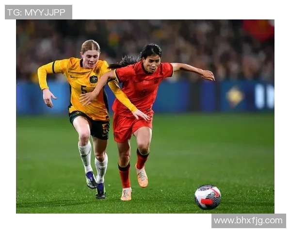 中国女足迎战加拿大队力争胜利展现拼搏精神与团队合作 中国女足迎战加拿大队力争胜利展现拼搏精神与团队合作