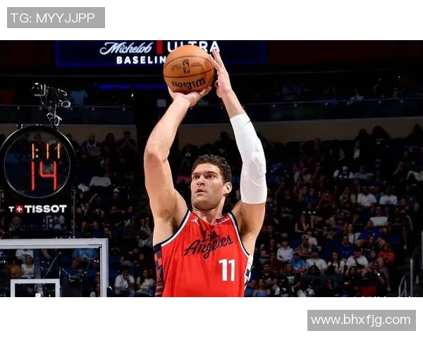 布鲁克洛佩斯:从篮筐之下的巨人到NBA赛场的传奇之路 布鲁克洛佩斯:从篮筐之下的巨人到NBA赛场的传奇之路