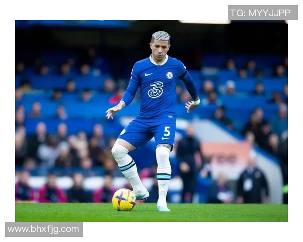 斯拉维与切尔西激战正酣精彩直播全程回顾与分析