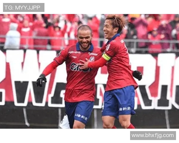 熊本深与冈山绿雉的激烈对决展现足球魅力与团队精神